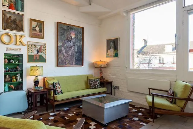 The Framerys Apartment London
