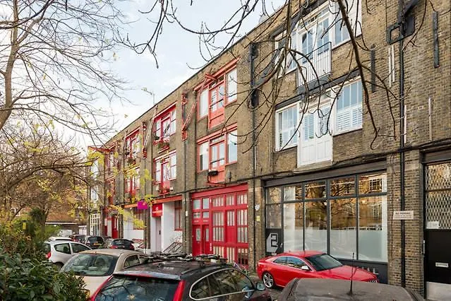 The Framerys Apartment London