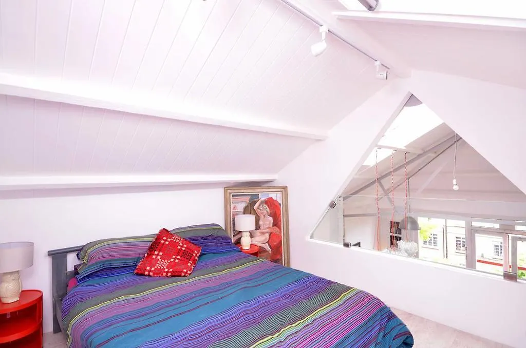 The Framerys Apartment London
